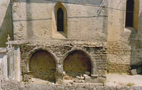 Tomb commandeurs av rénovation.jpg