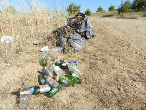 détritus La Pège.JPG